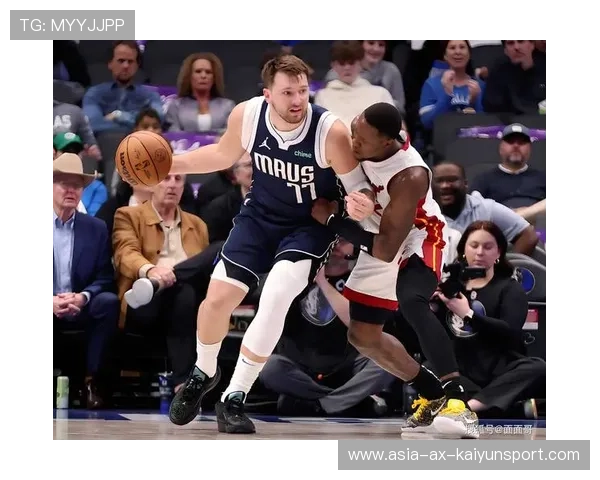 东契奇连续造分，独行侠客场逆转成功